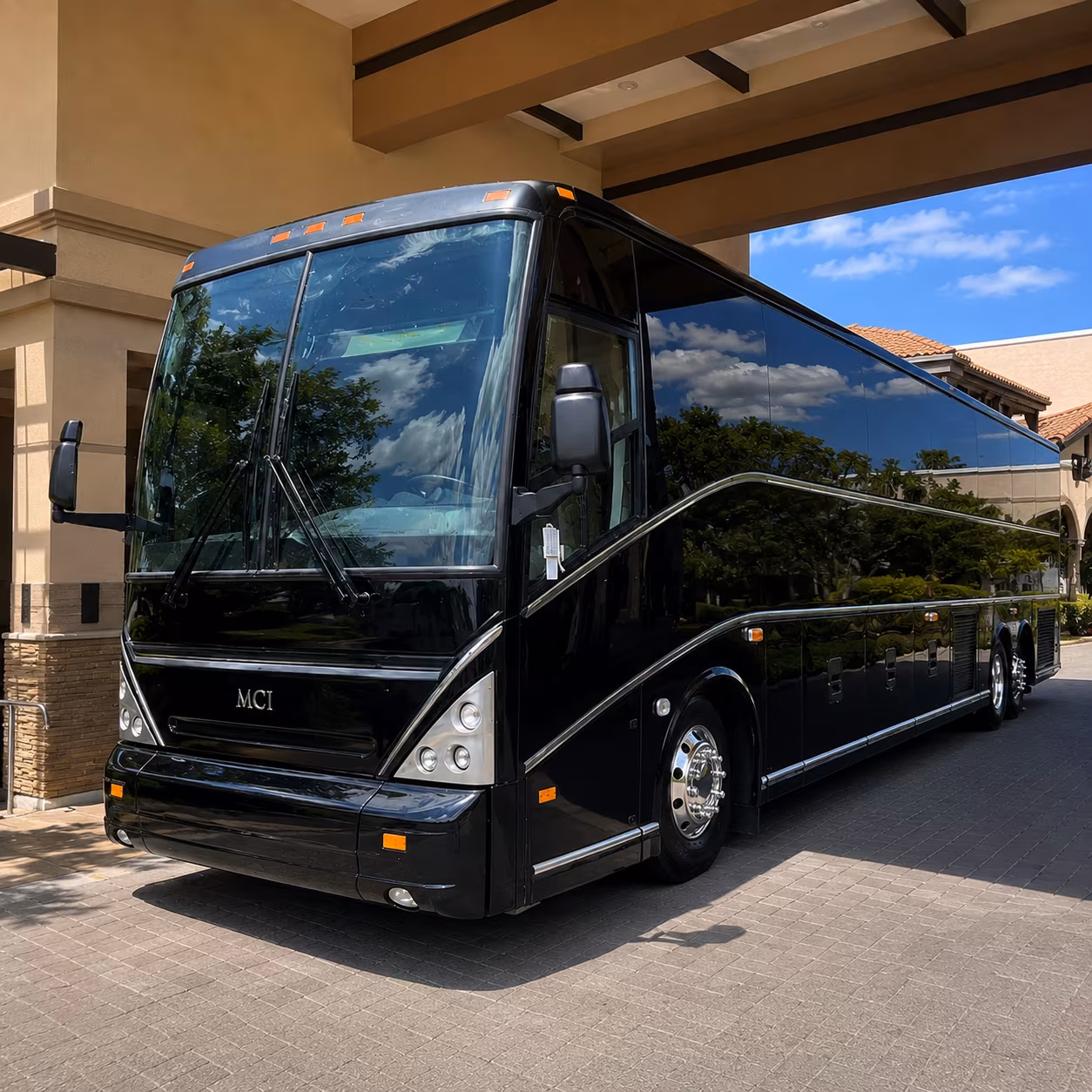charter bus rentals across lakewood and colorado
