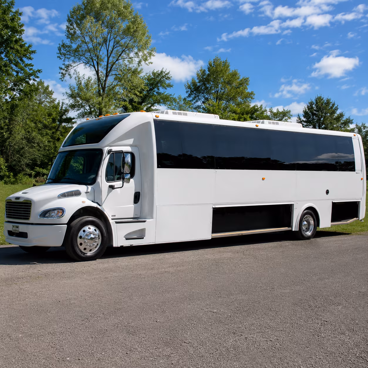 evening event and offsite dinner buses for convention attendees in lakewood