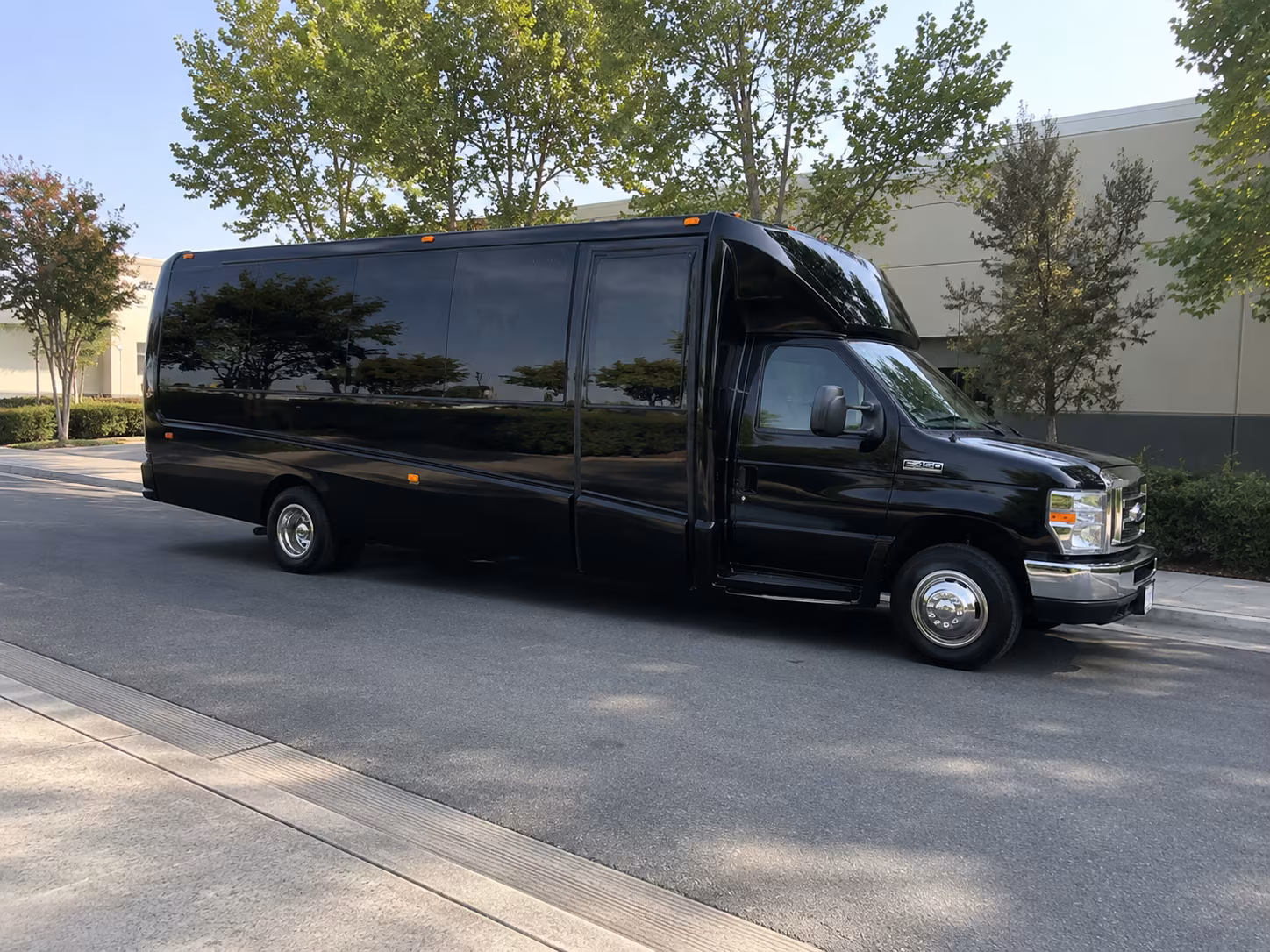 lakewood quinceanera sweet 16 party bus rental