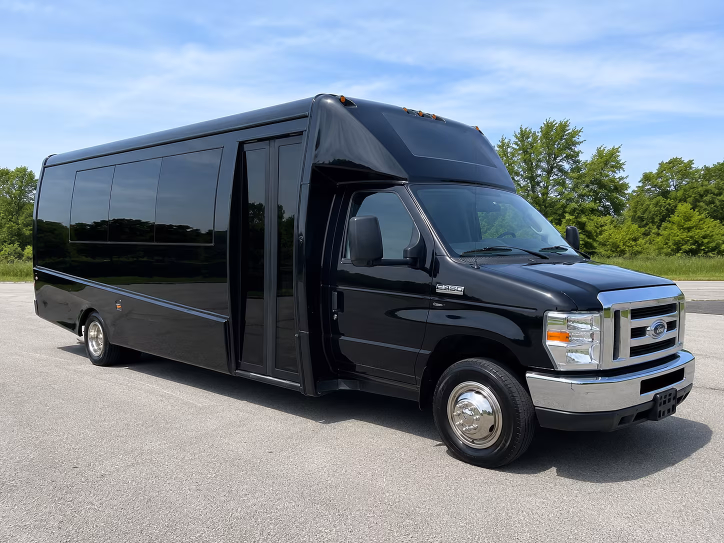 minibus rentals for smaller concert groups around jefferson county