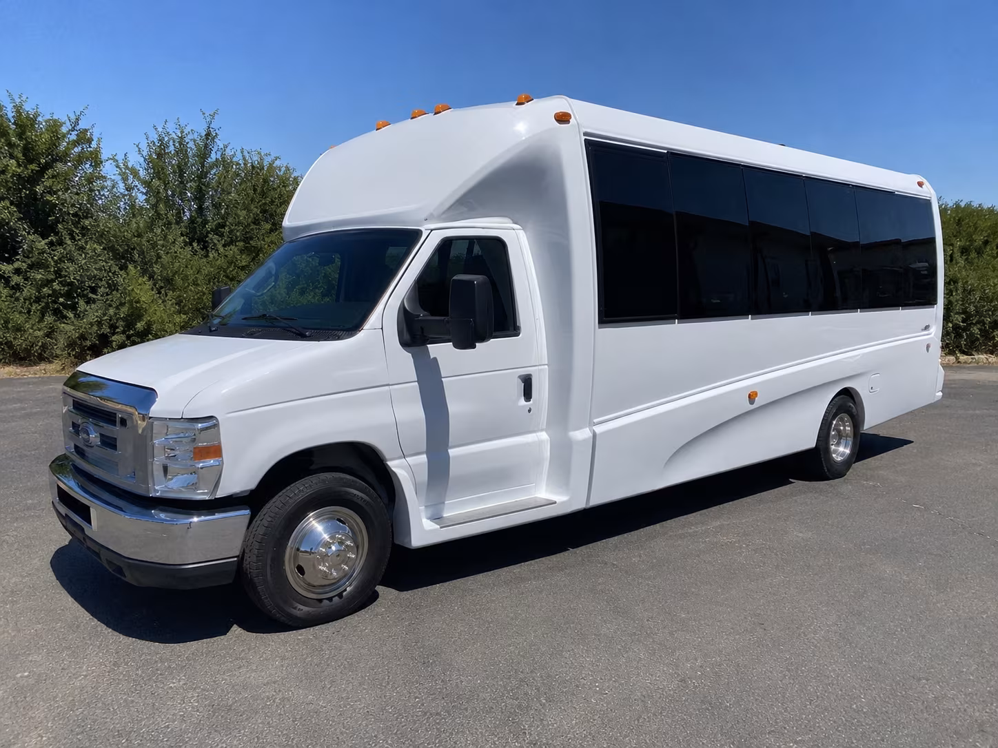 party buses to red rocks amphitheatre shows in morrison